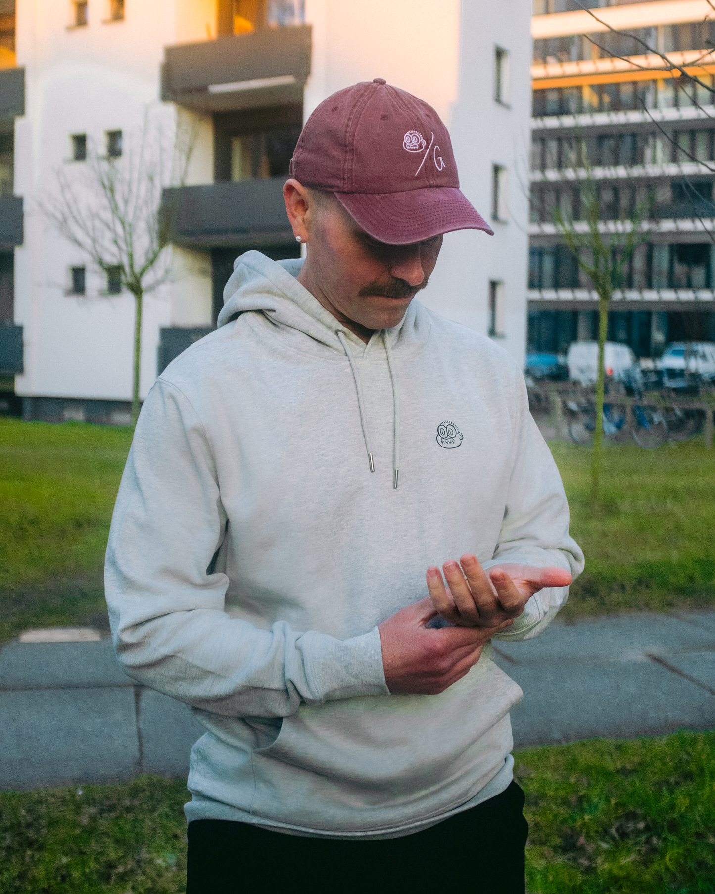 Weißweinbergschnecke Hoodie